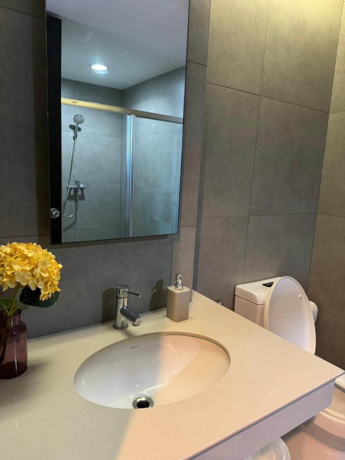 Cgcasa Hotel Bangkok Esterno foto