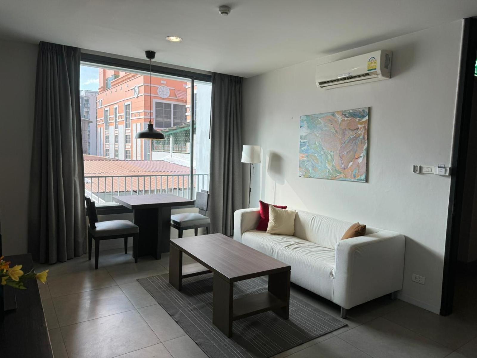 Cgcasa Hotel Bangkok Esterno foto