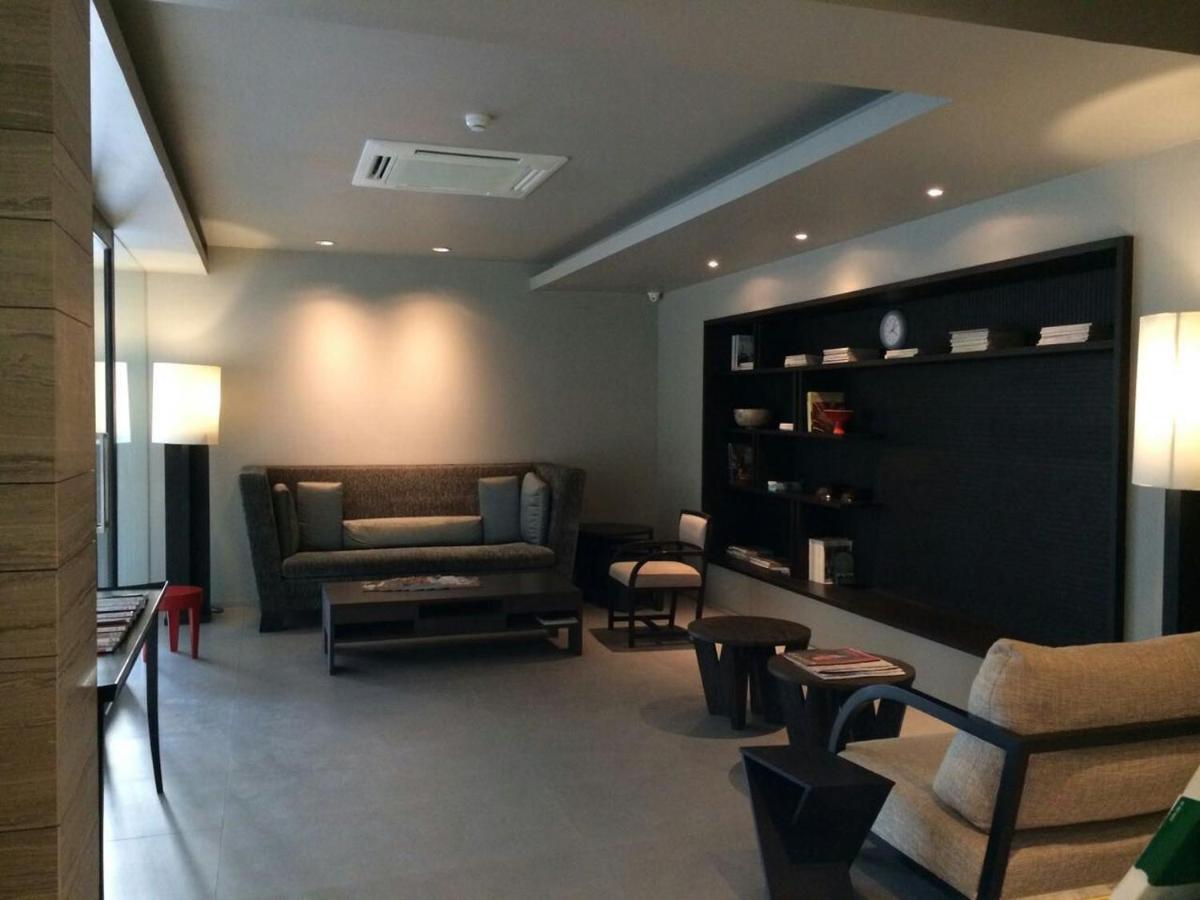 Cgcasa Hotel Bangkok Esterno foto